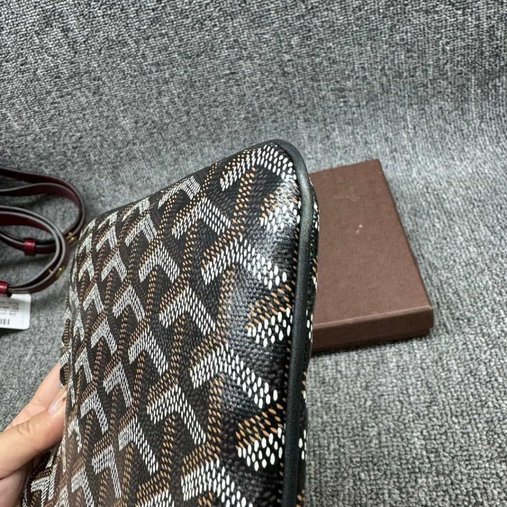 100% Authentic Goyard Canvas Clutch Bag - Picture 9 of 12